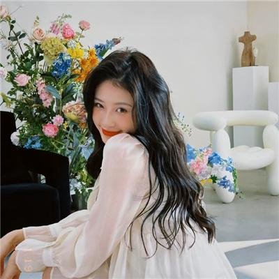 婚纱飘零爱消弭